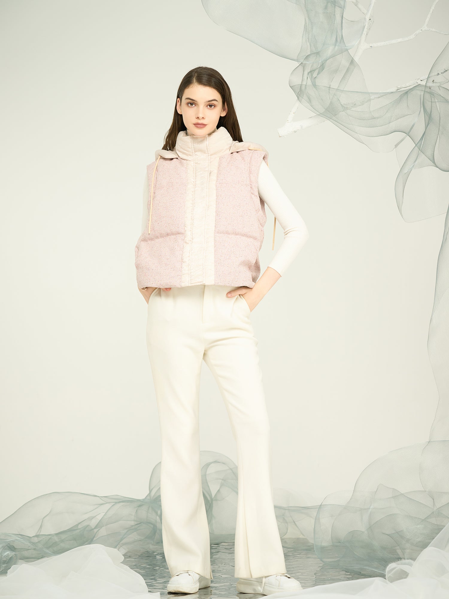 Women’s Pink Hooded Down Vest with Mixed Fabrics – OEM & ODM Lightweight Puffer Gilet