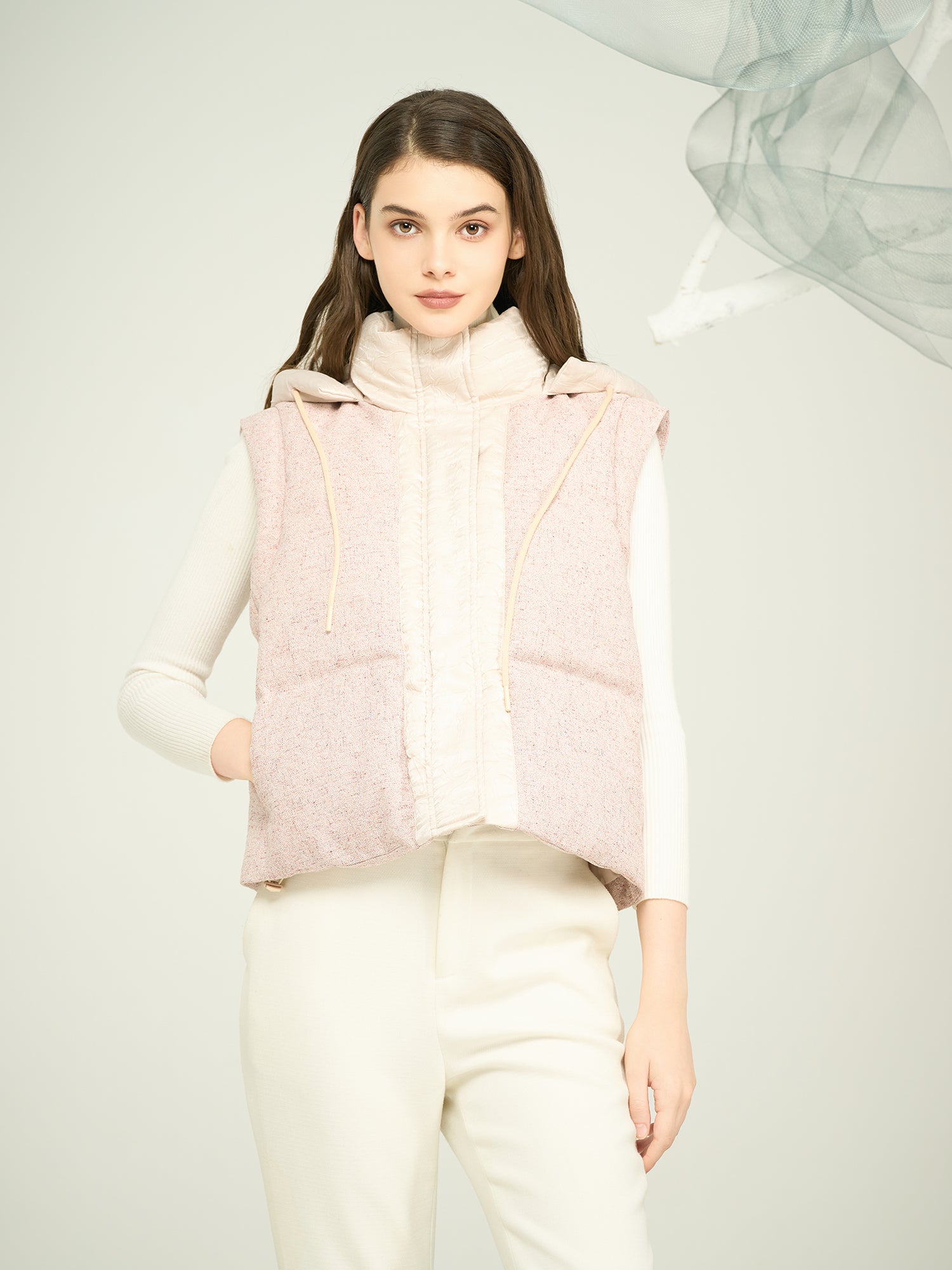 Women’s Pink Hooded Down Vest with Mixed Fabrics – OEM & ODM Lightweight Puffer Gilet